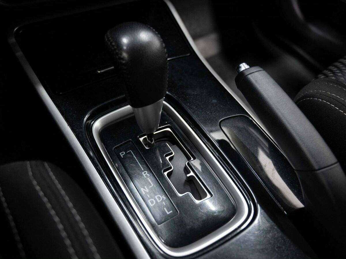 Mitsubishi Outlander, 2017 Фото №19