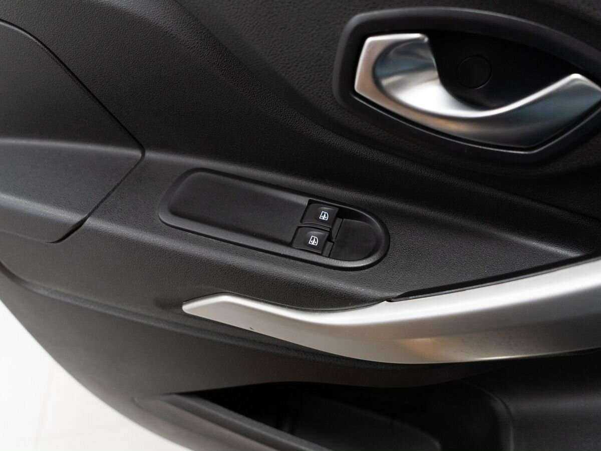 Lada (ВАЗ) XRAY Cross, 2019 Фото №13