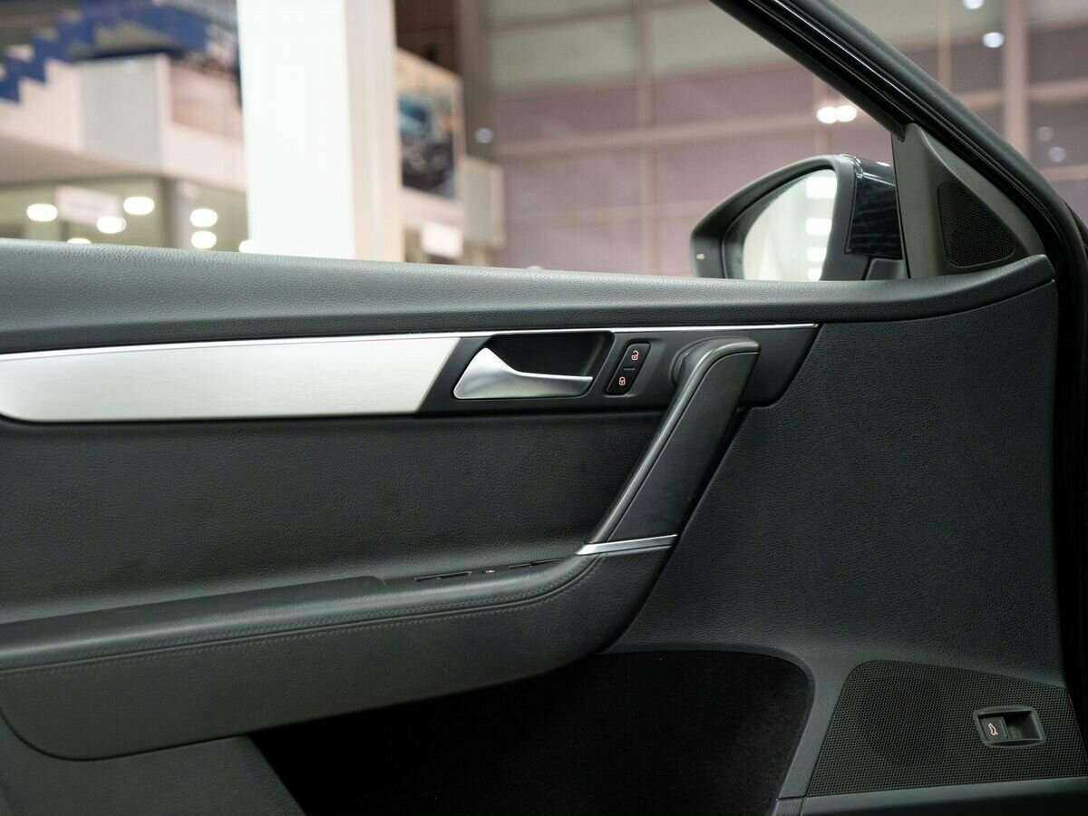 Volkswagen Passat, 2013 Фото №18