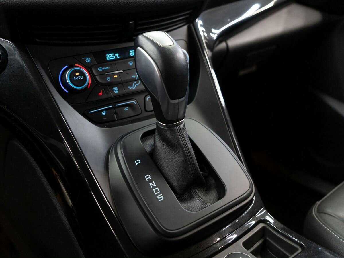 Ford Kuga, 2017 Фото №14