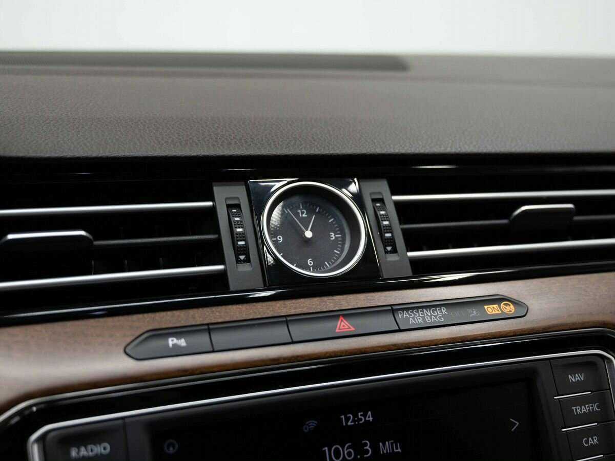 Volkswagen Passat, 2016 Фото №20