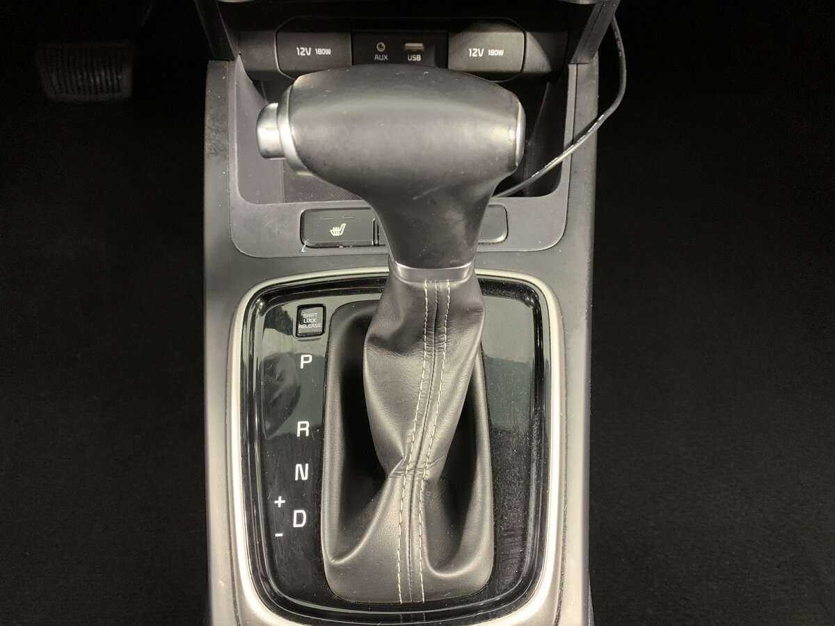 Kia Rio, 2019 Фото №15