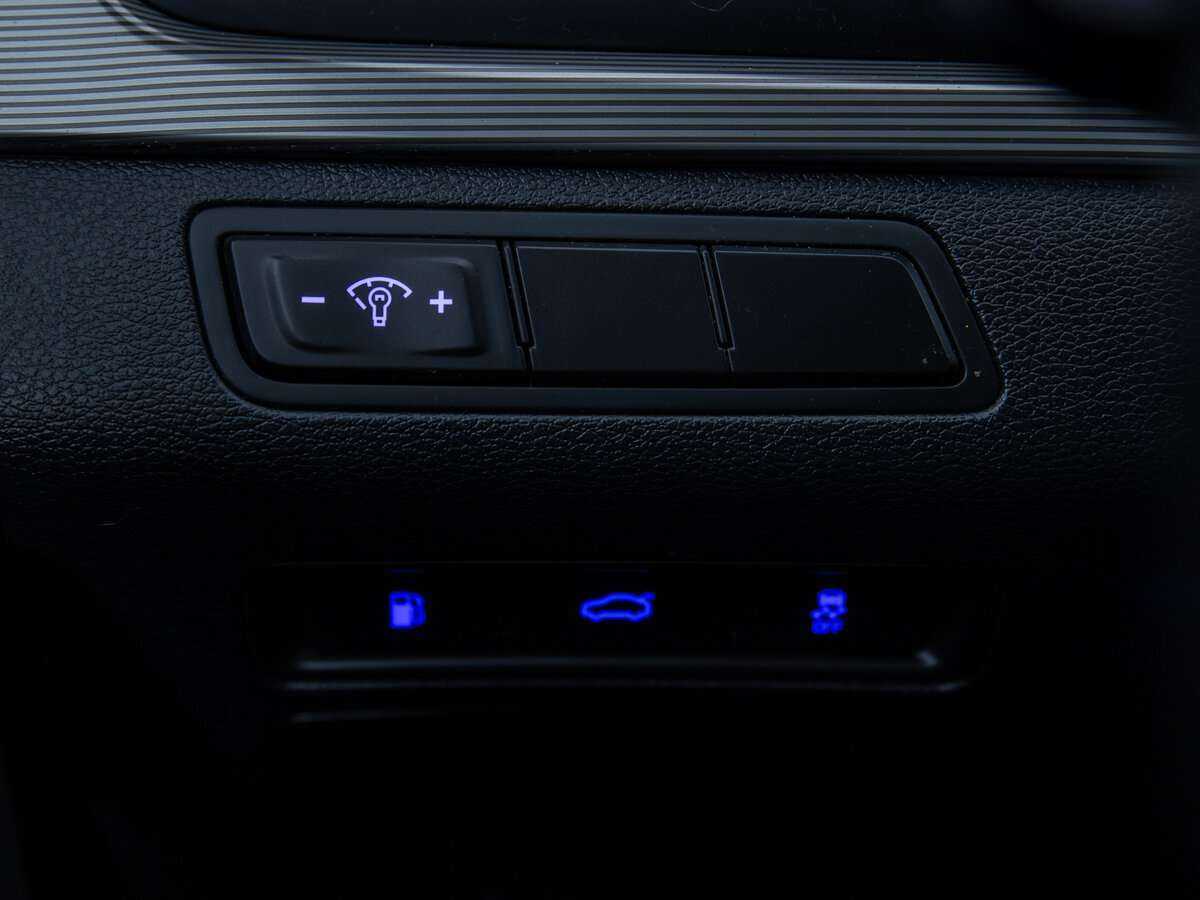 Hyundai Sonata, 2018 Фото №16