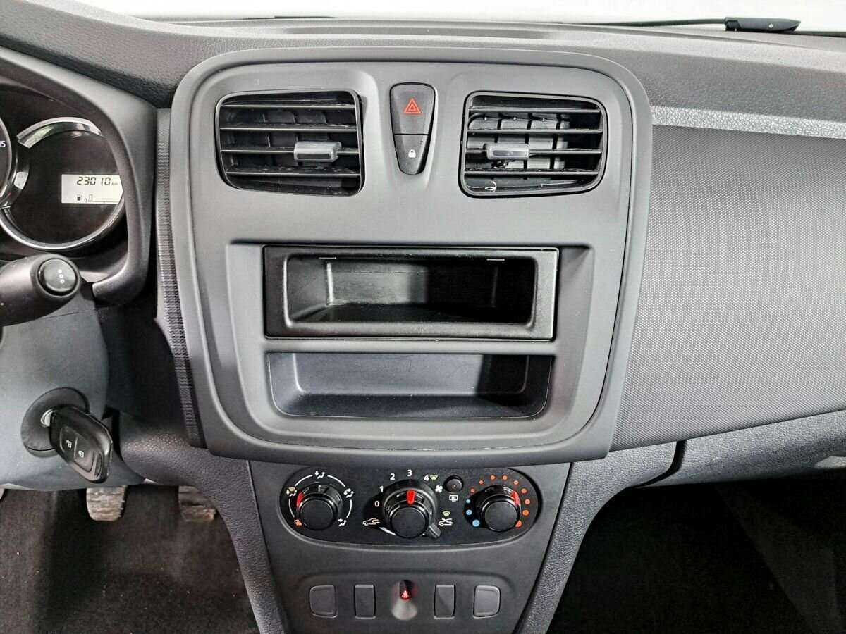 Renault Logan, 2019 Фото №13