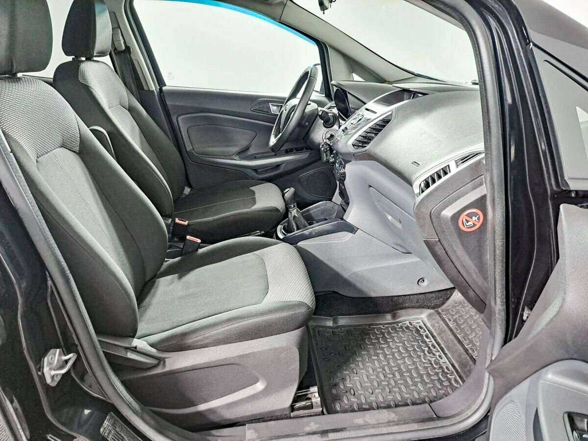 Ford EcoSport, 2015 Фото №9