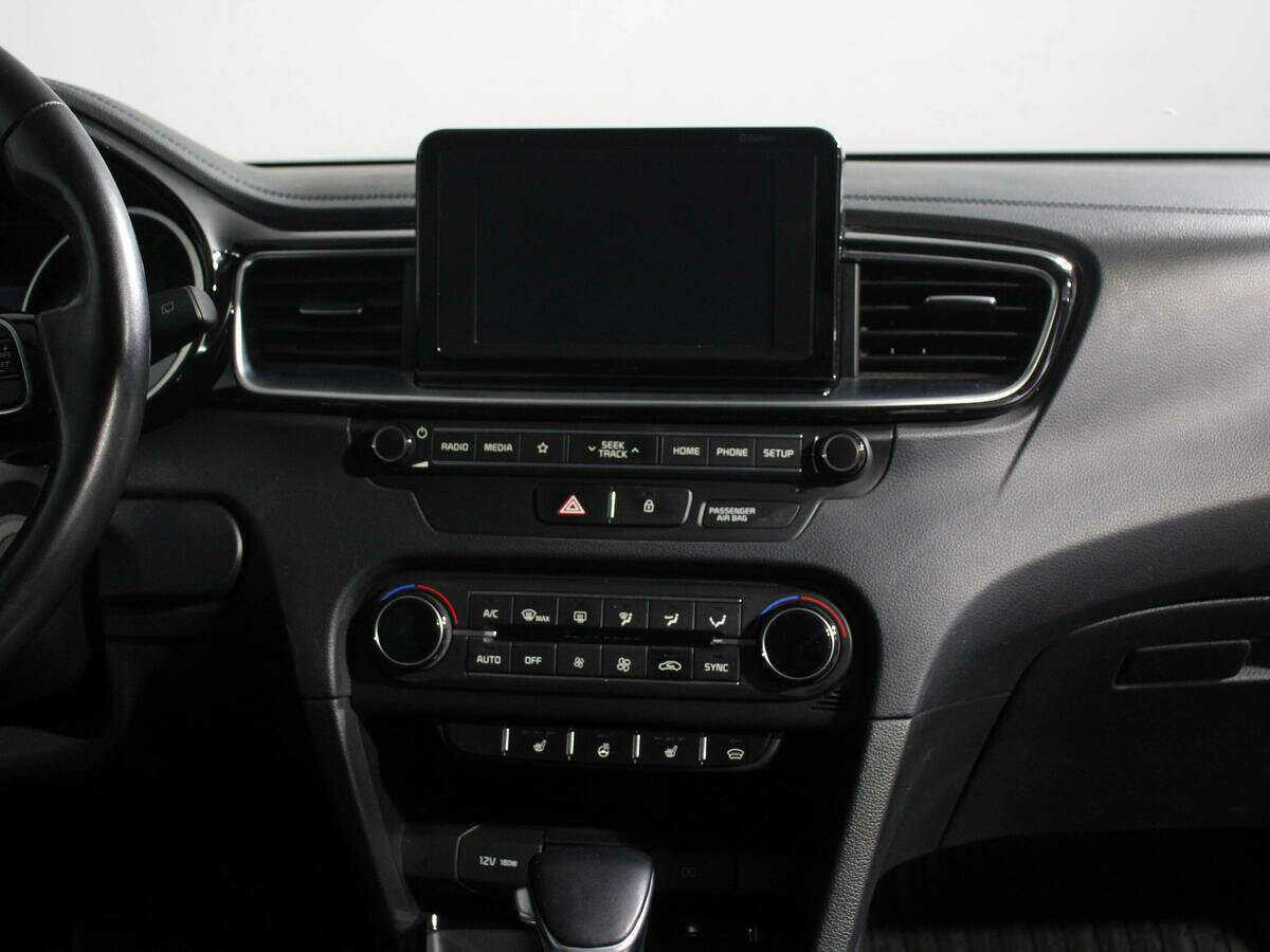 Kia Ceed, 2018 Фото №11