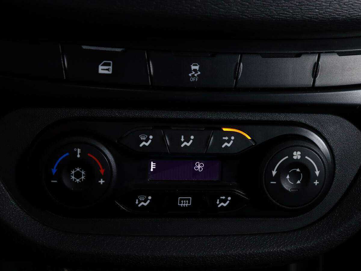 Lada (ВАЗ) Vesta SW, 2019 Фото №16