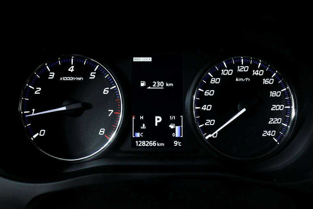 Mitsubishi Outlander, 2013 Фото №10