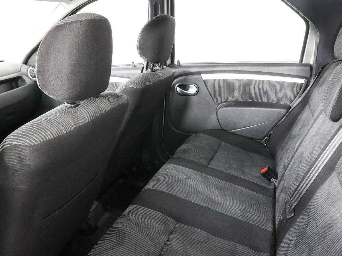 Renault Logan, 2012 Фото №12