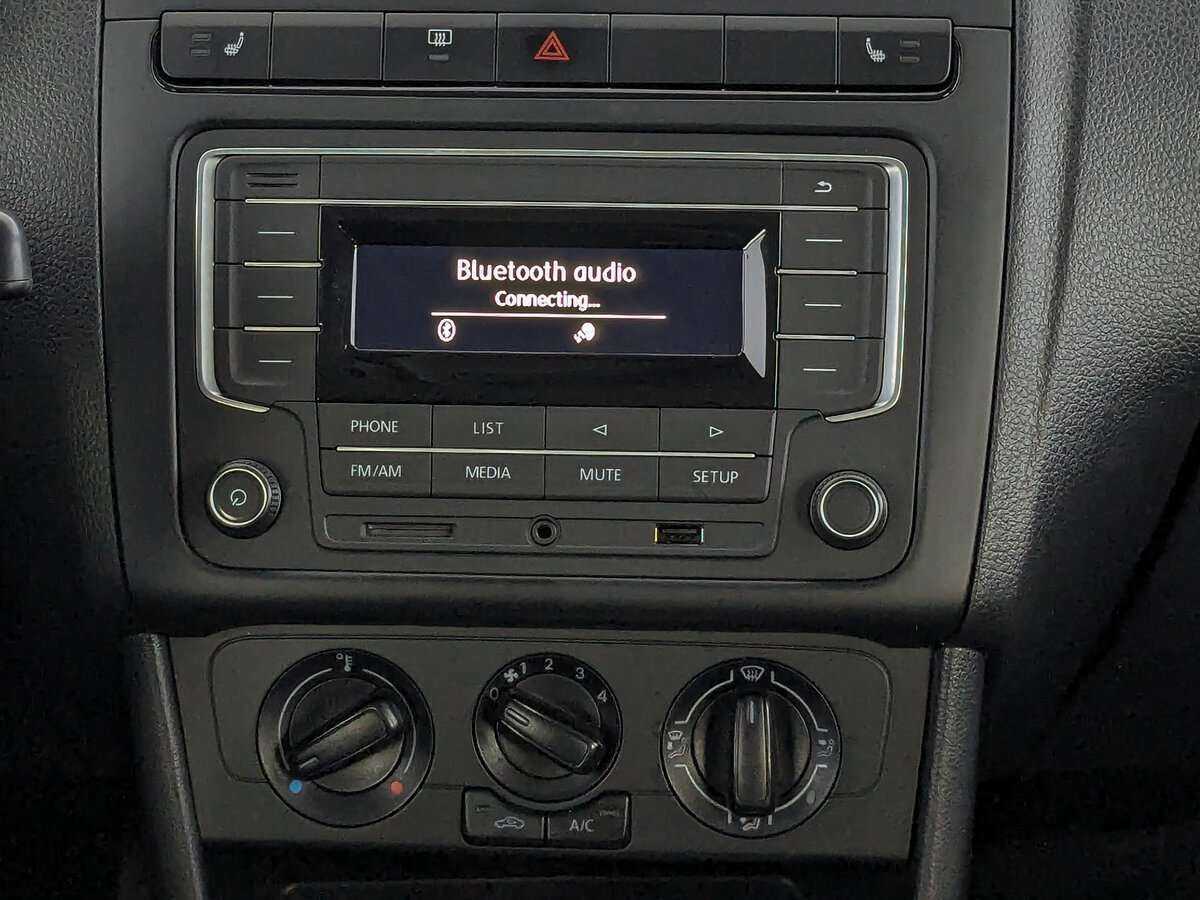 Volkswagen Polo, 2018 Фото №17