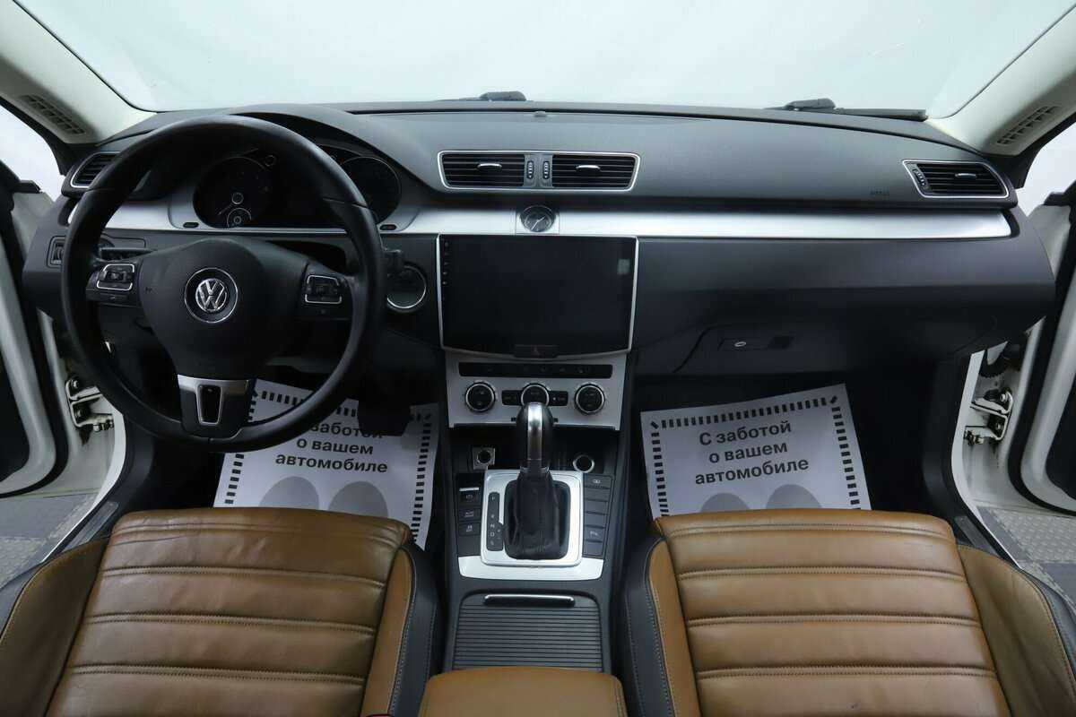 Volkswagen Passat CC, 2013 Фото №10