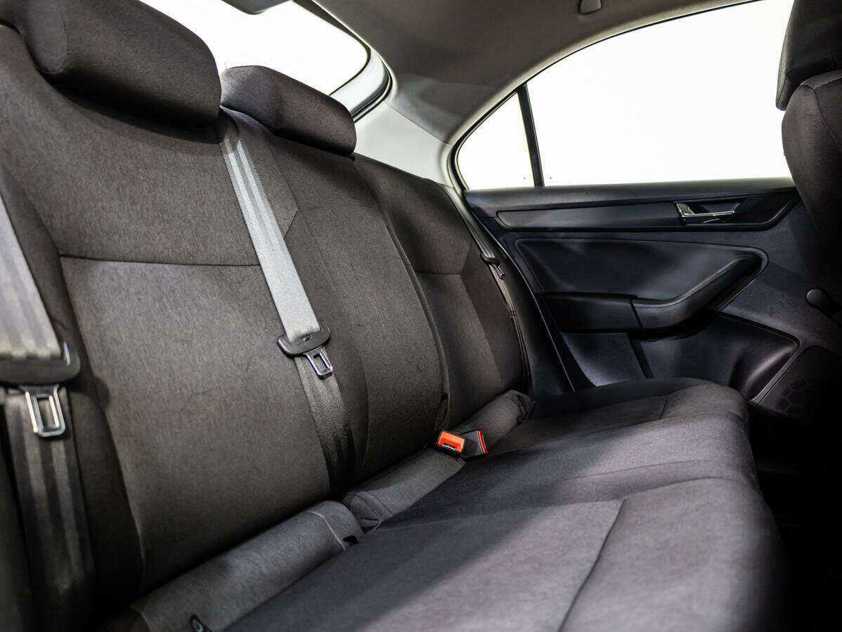 Skoda Rapid, 2018 Фото №11