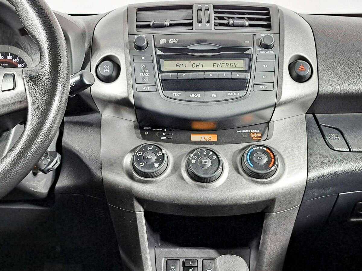 Toyota RAV4, 2012 Фото №15