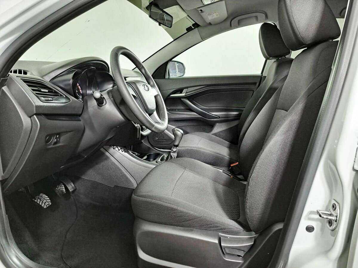 Lada (ВАЗ) Vesta SW, 2019 Фото №12