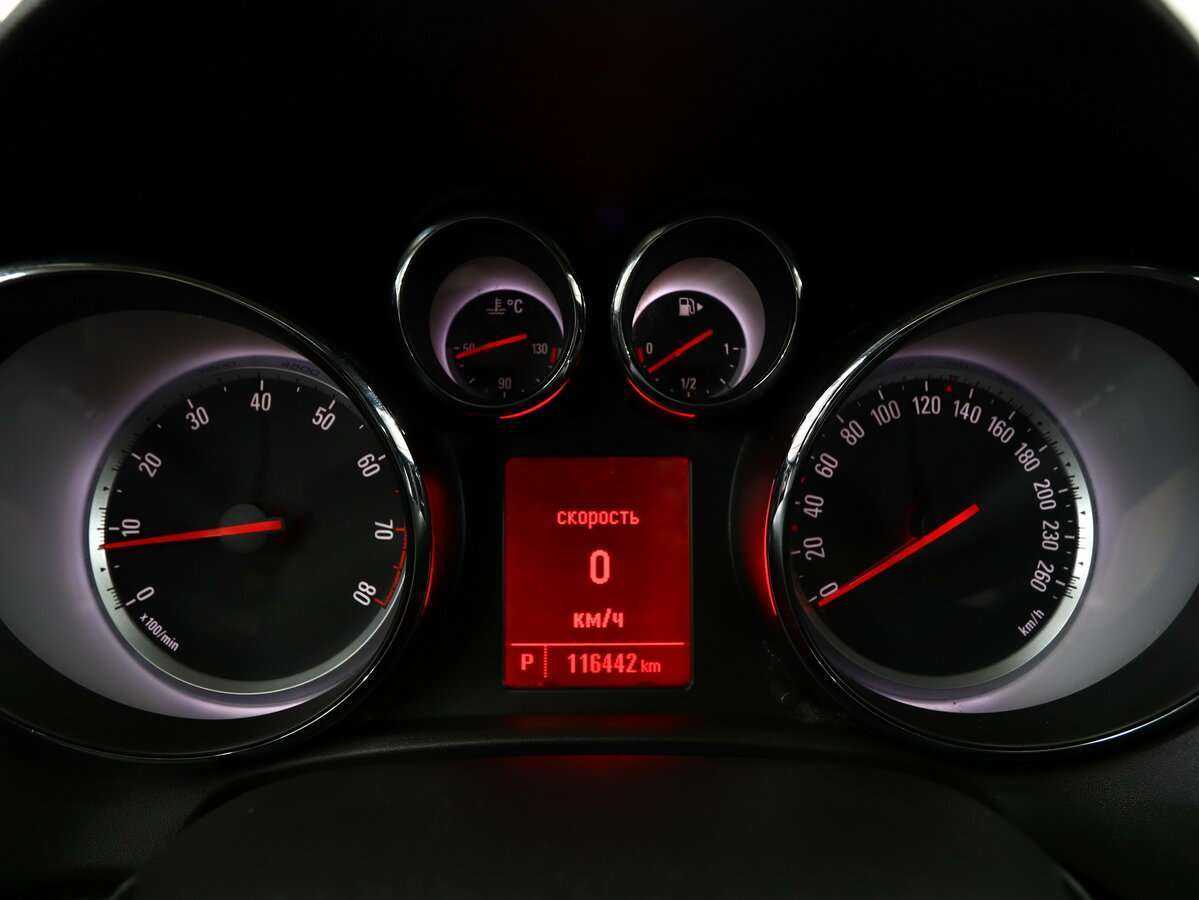 Opel Astra GTC, 2014 Фото №13