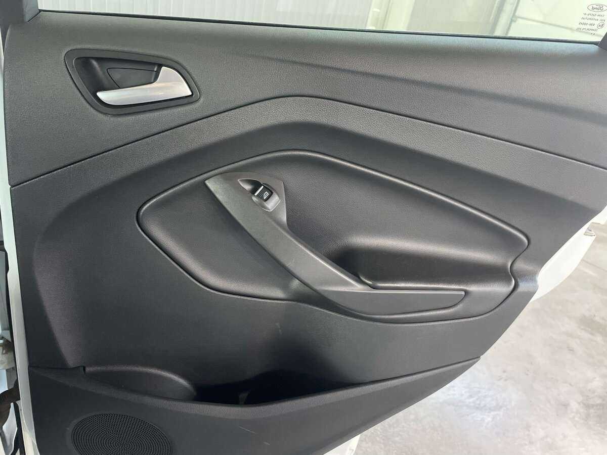 Ford Kuga, 2015 Фото №23