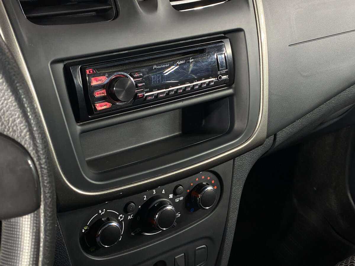 Renault Sandero, 2015 Фото №14