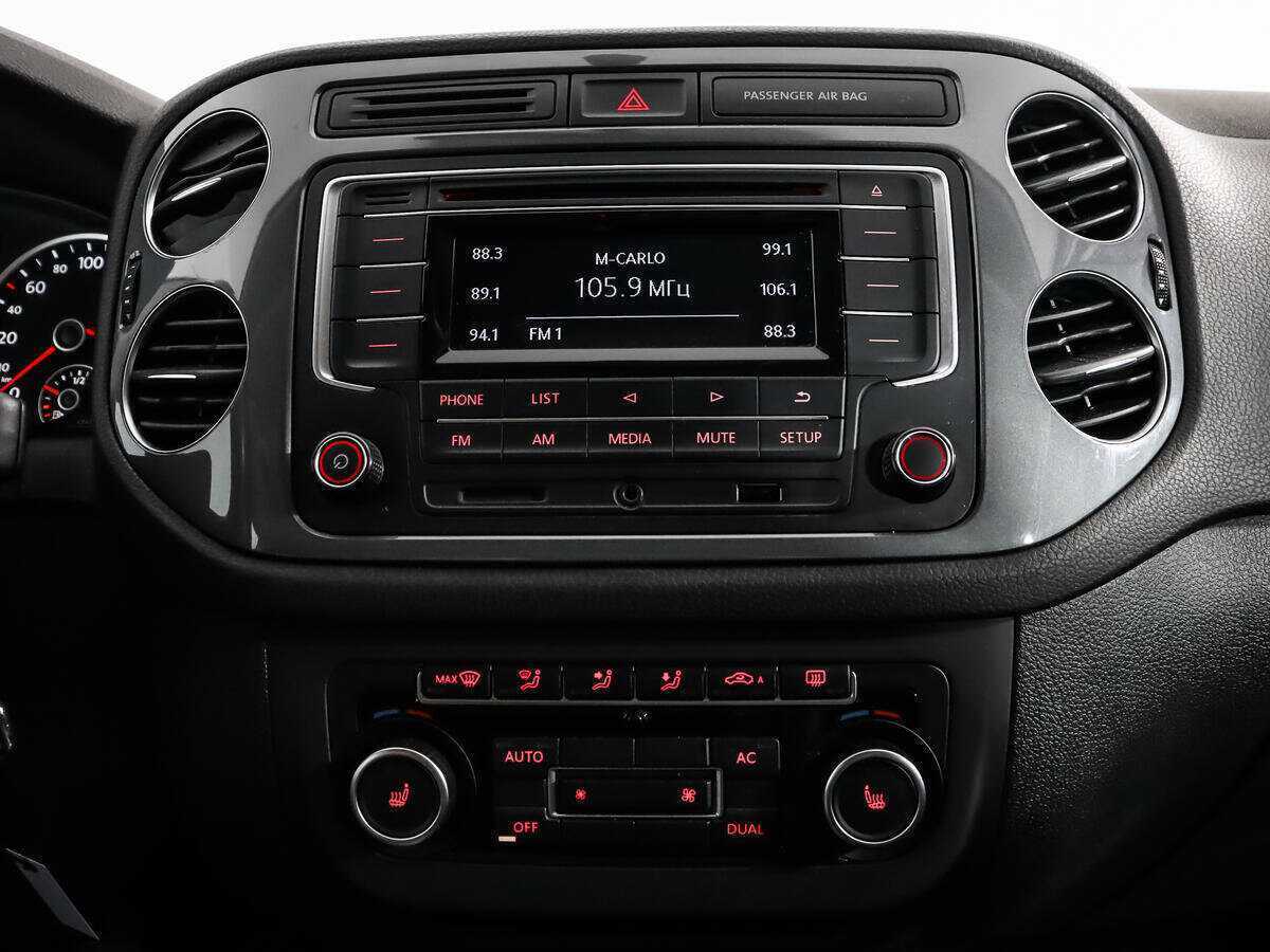 Volkswagen Tiguan, 2012 Фото №14