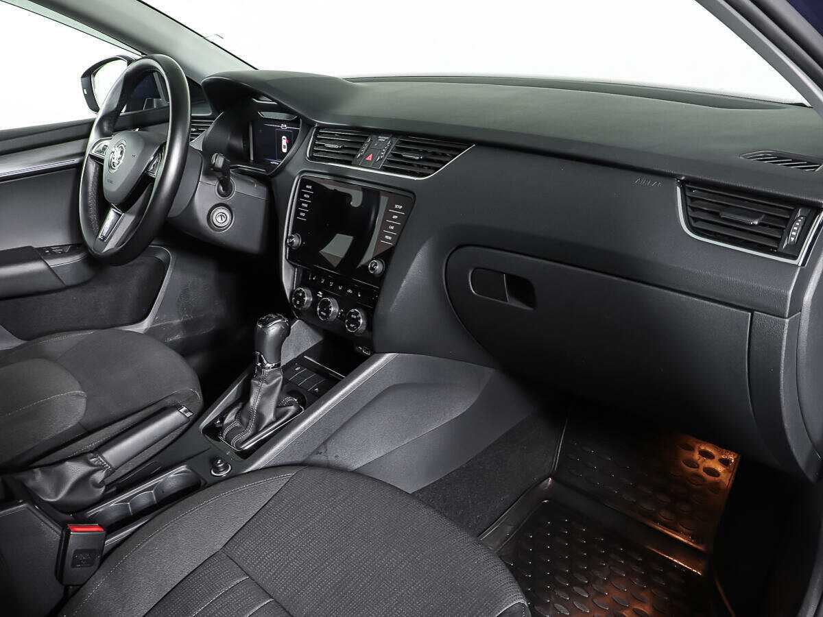 Skoda Octavia, 2018 Фото №9