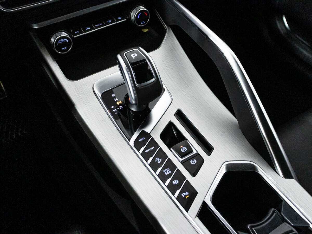 Geely Coolray, 2021 Фото №17