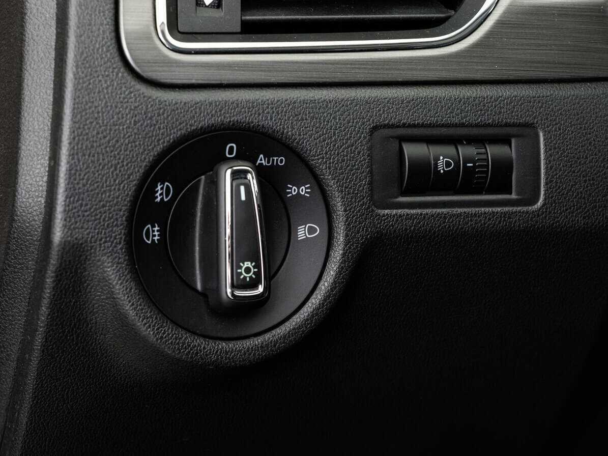 Skoda Rapid, 2019 Фото №11