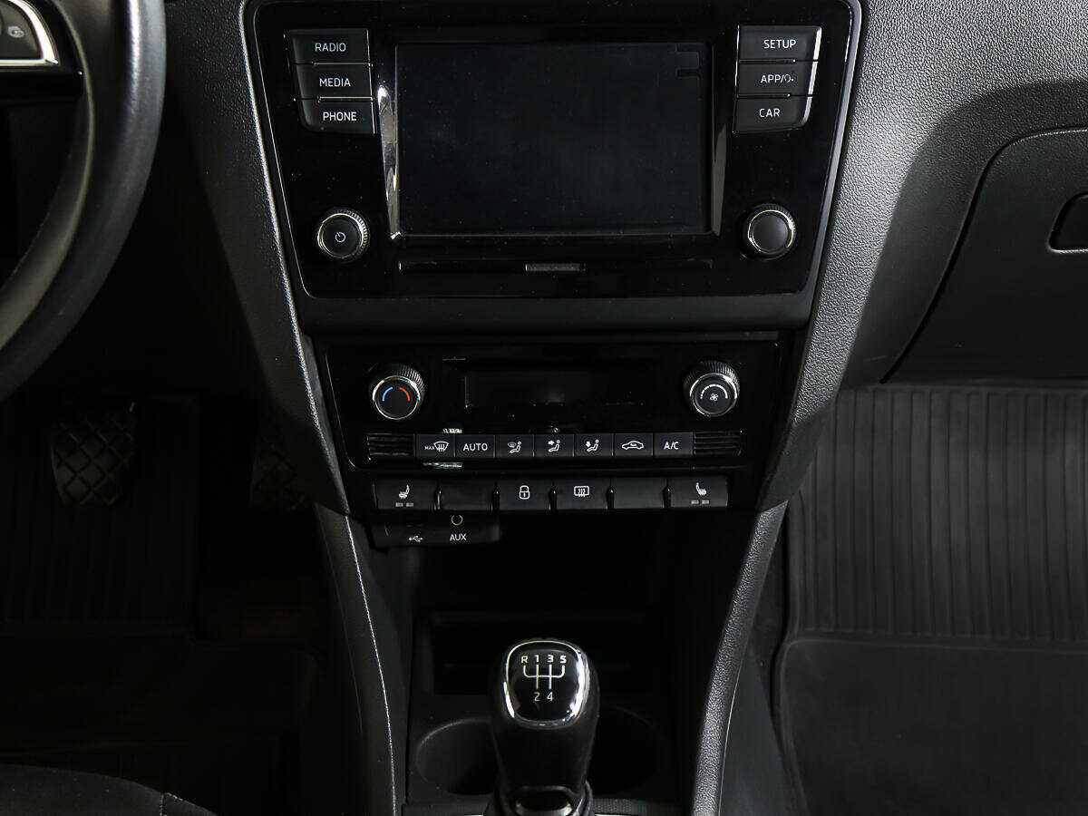 Skoda Rapid, 2018 Фото №12
