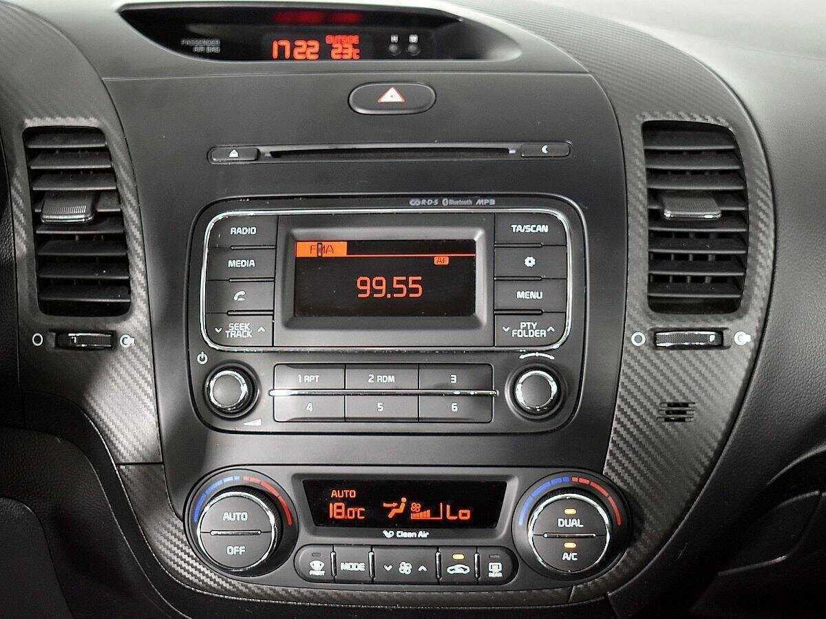 Kia Cerato Koup, 2013 Фото №13