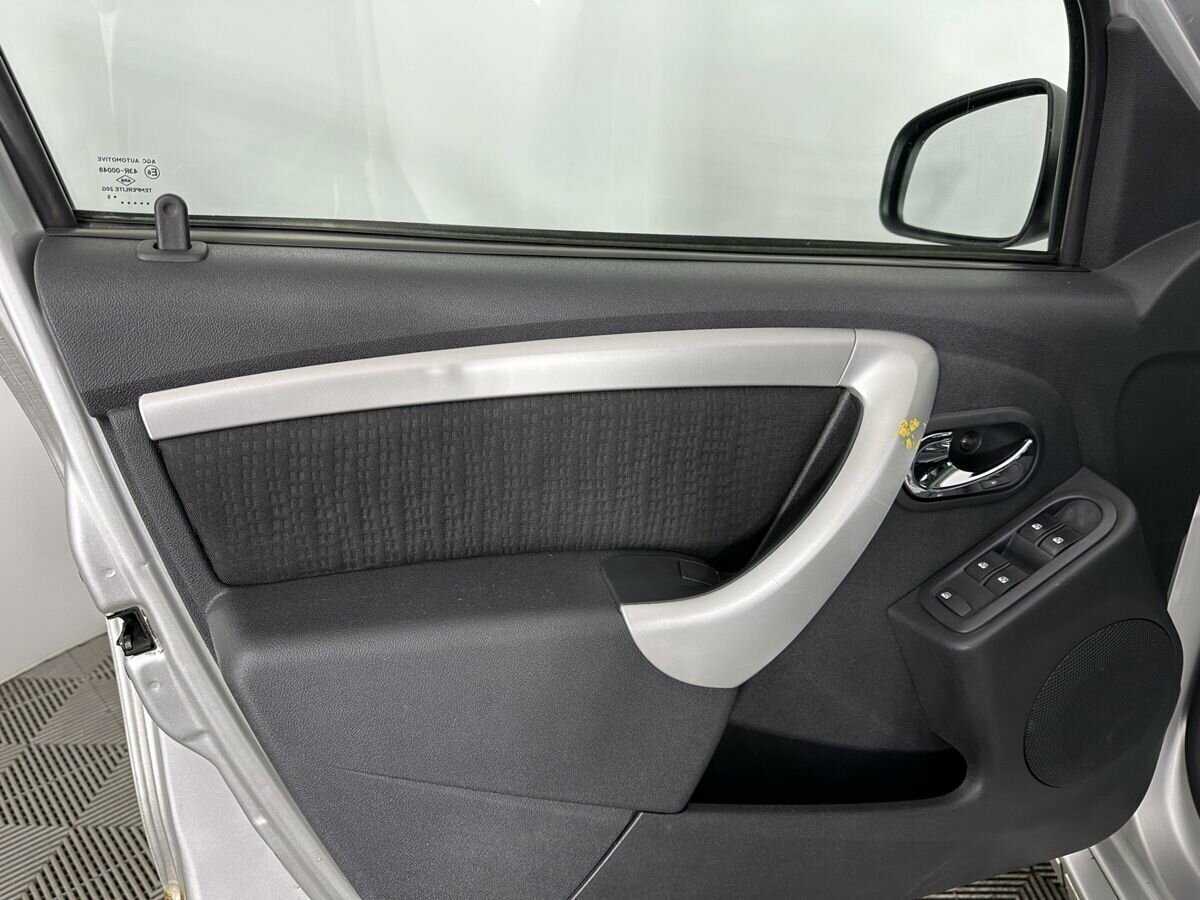 Nissan Terrano, 2015 Фото №8