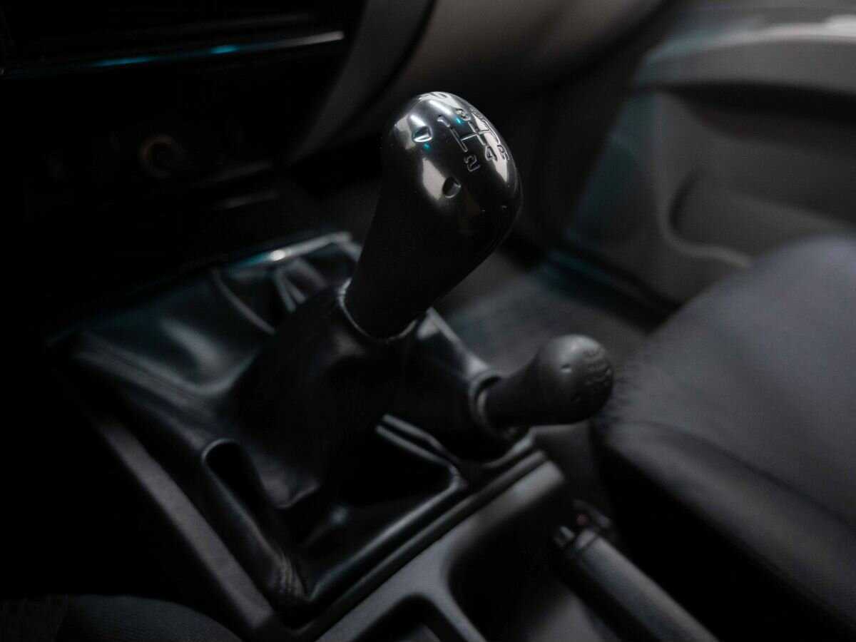 Mitsubishi Pajero Sport, 2014 Фото №20