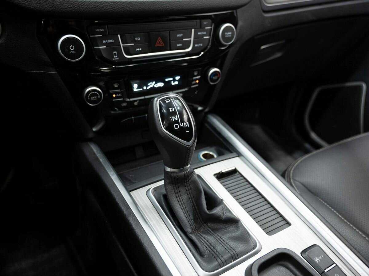 Geely Emgrand X7, 2019 Фото №24