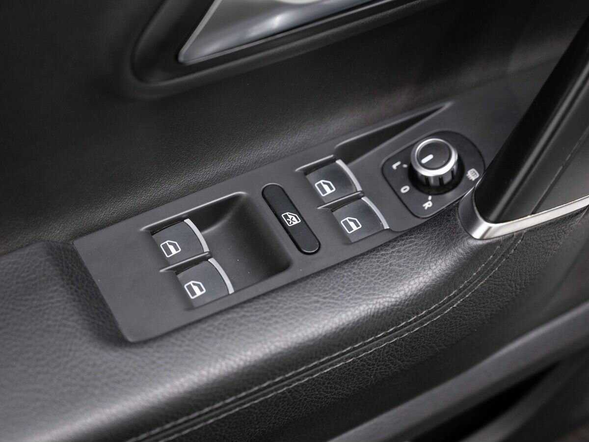 Volkswagen Passat CC, 2013 Фото №18