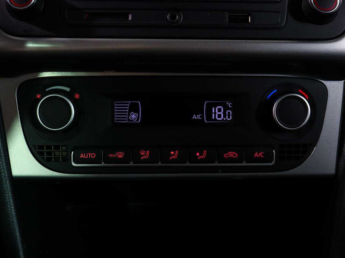 Volkswagen Polo, 2017 Фото №17