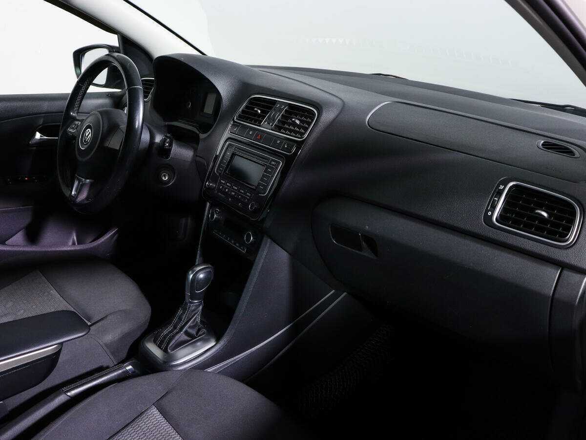 Volkswagen Polo, 2014 Фото №8
