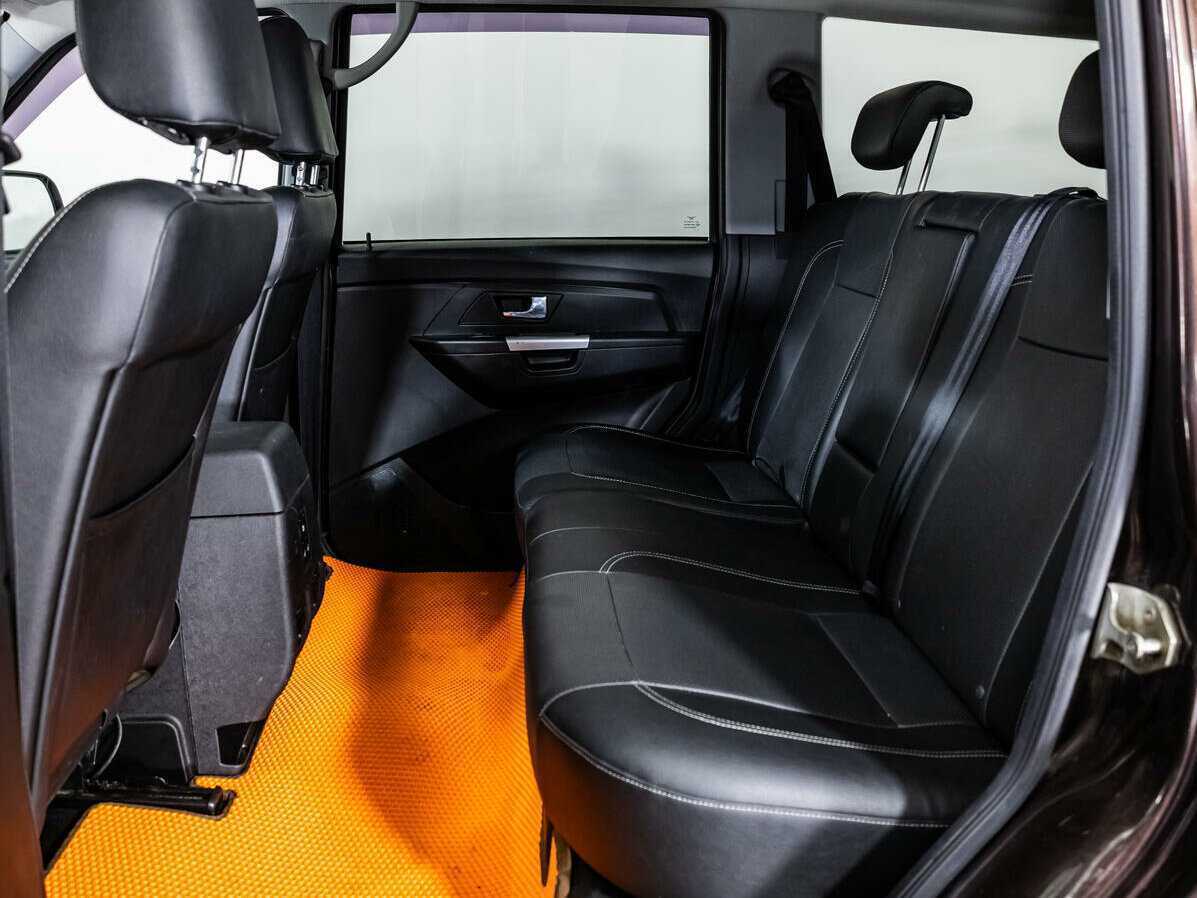 УАЗ Patriot, 2019 Фото №8