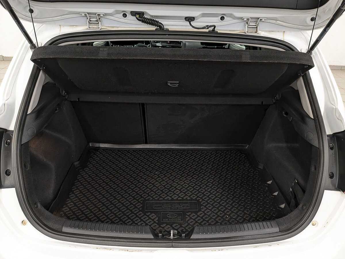 Kia Ceed, 2017 Фото №10