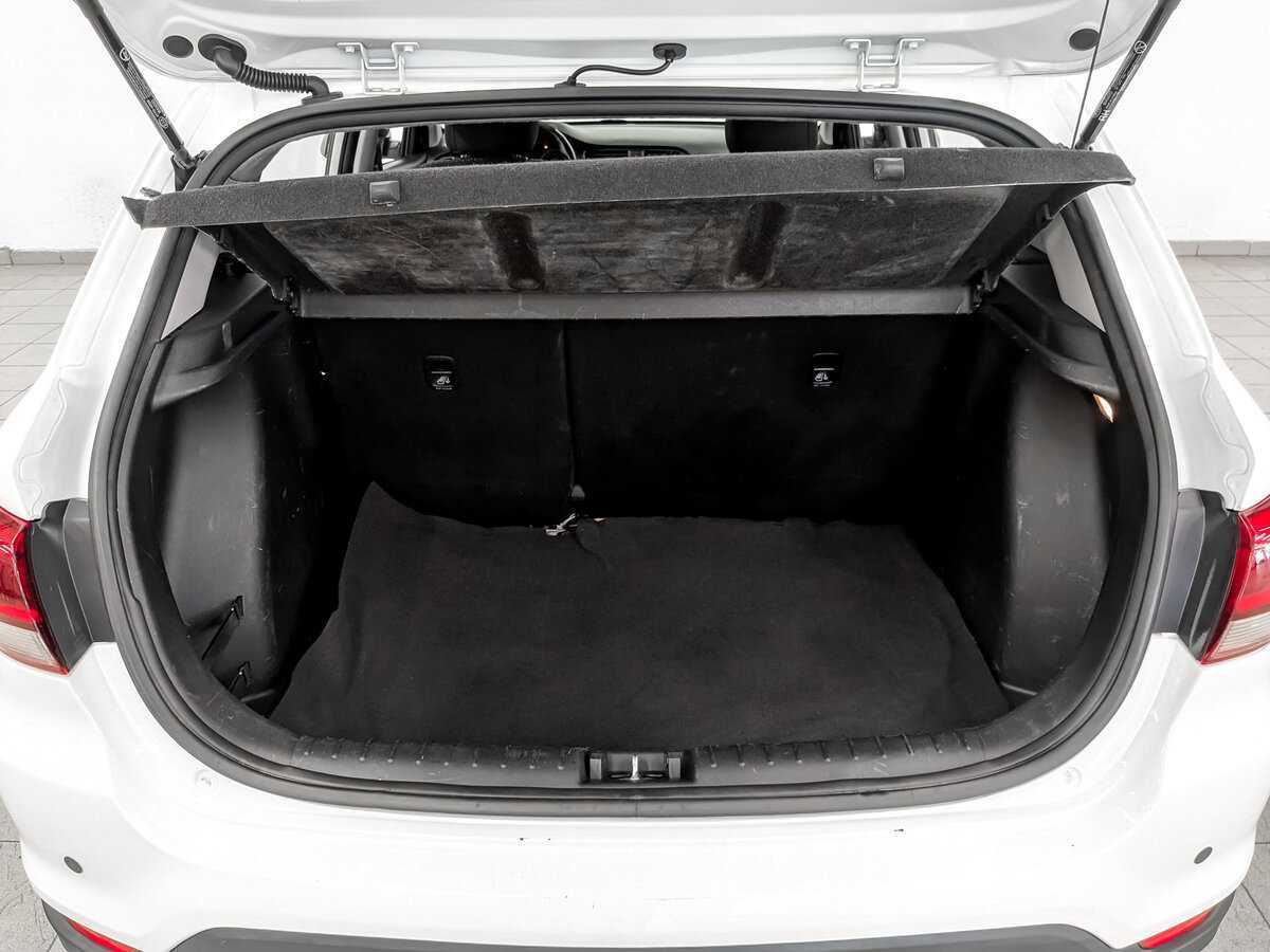 Kia Rio X-Line, 2020 Фото №10