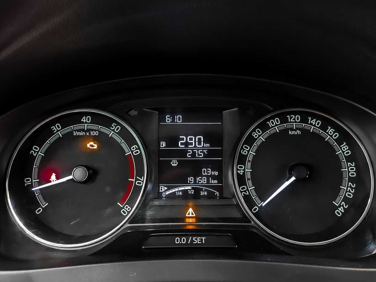 Skoda Rapid, 2017 Фото №16