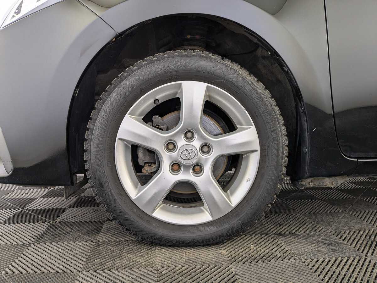 Toyota Corolla, 2017 Фото №12