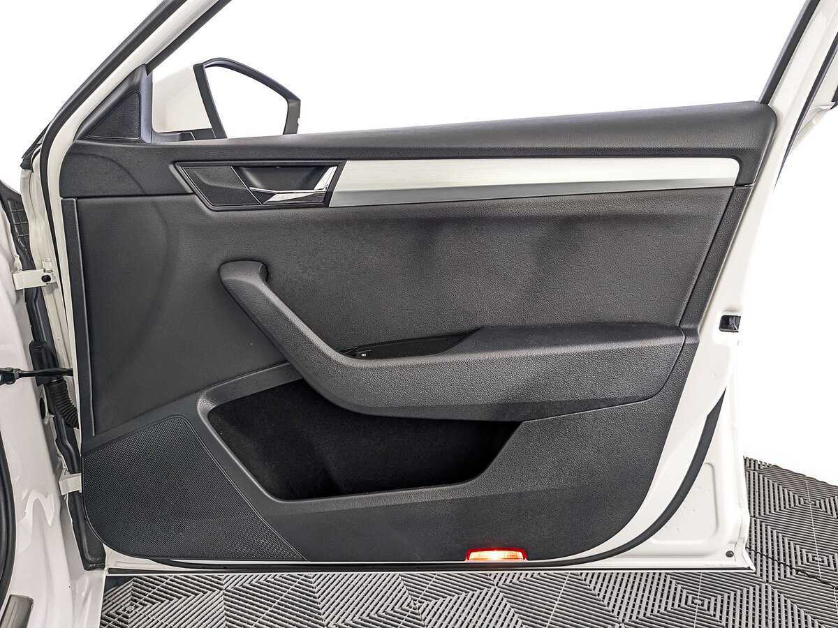 Skoda Superb, 2017 Фото №24