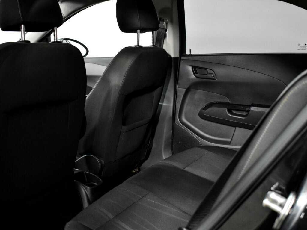 Chevrolet Aveo, 2013 Фото №14