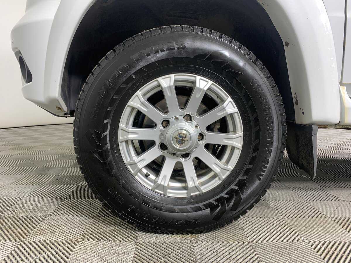 УАЗ Patriot, 2017 Фото №9