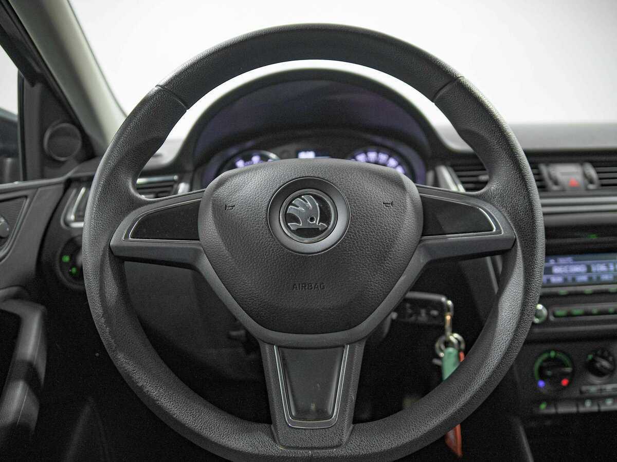 Skoda Rapid, 2015 Фото №8