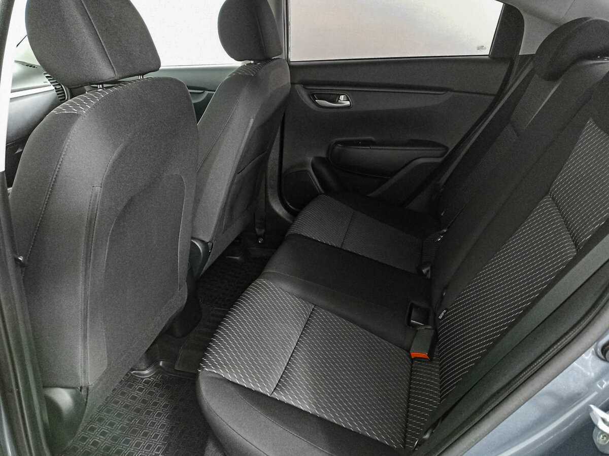 Kia Rio, 2018 Фото №12