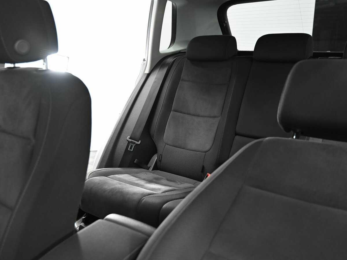 Volkswagen Tiguan, 2016 Фото №14