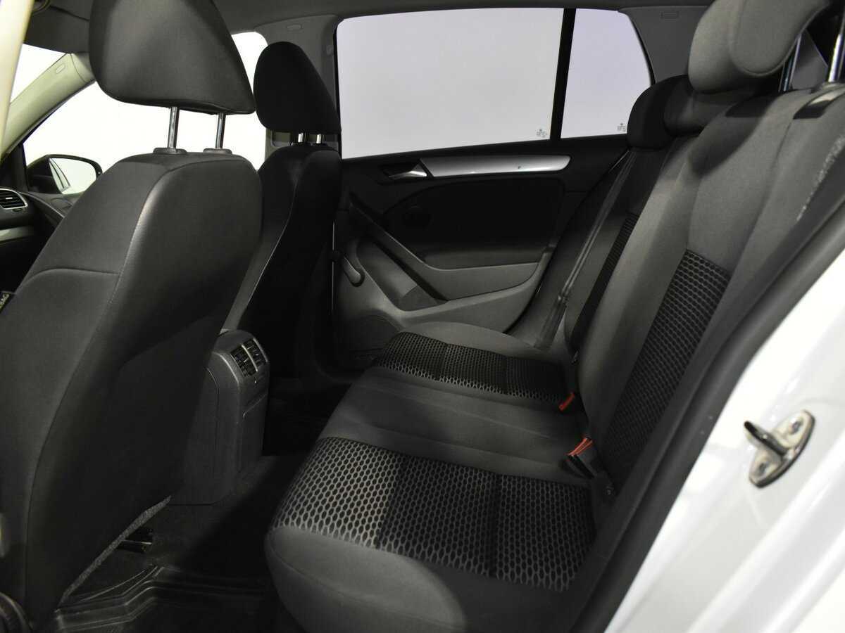 Volkswagen Golf, 2012 Фото №19