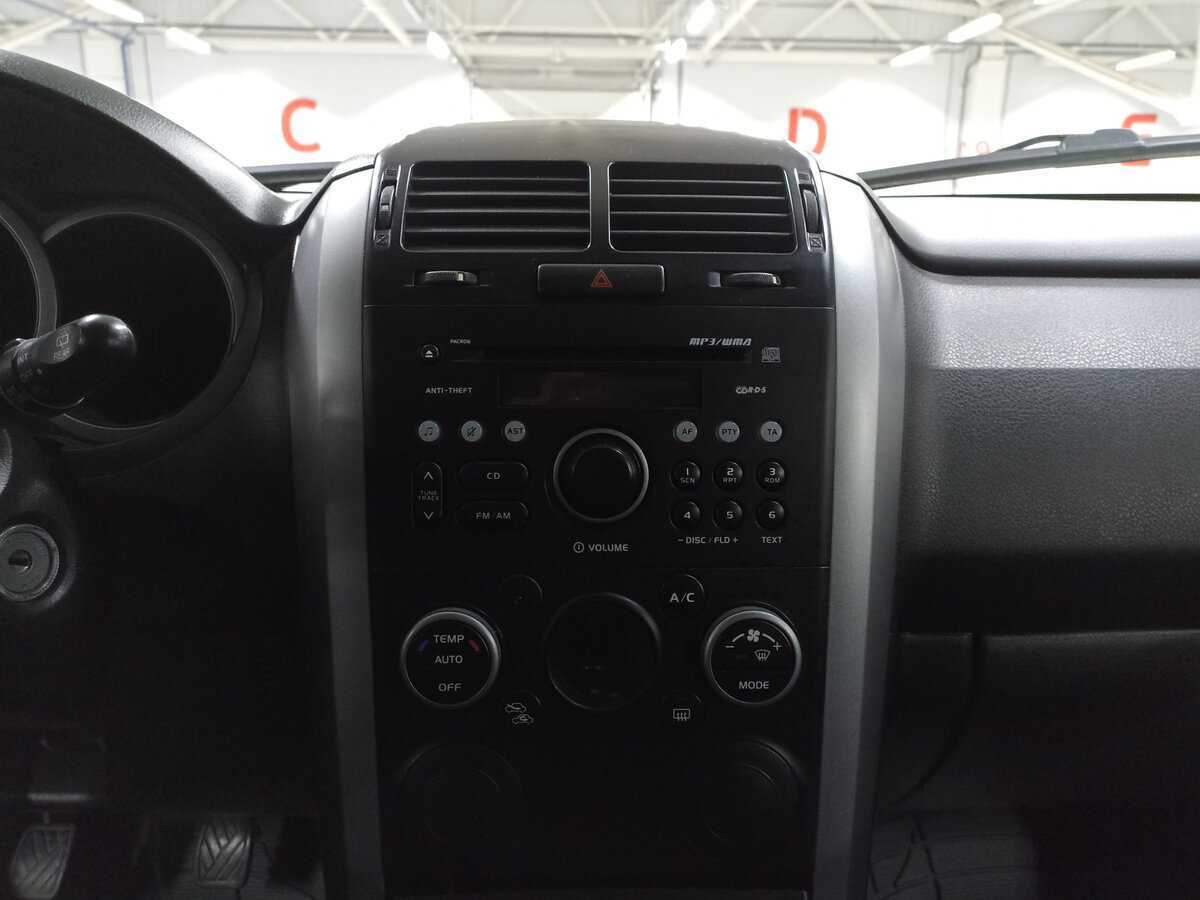 Suzuki Grand Vitara, 2013 Фото №15