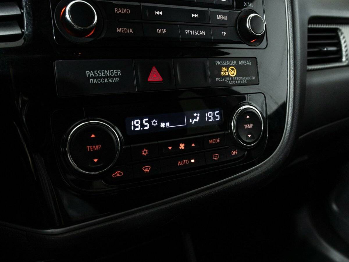 Mitsubishi Outlander, 2016 Фото №16