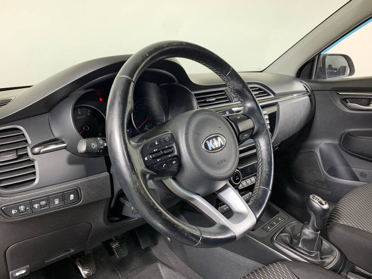 Kia Rio X-Line, 2018 Фото №11