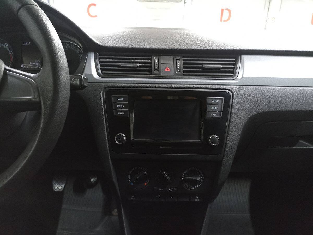 Skoda Rapid, 2018 Фото №15