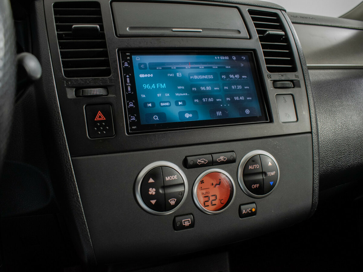 Nissan Tiida I Рестайлинг, 2013 Фото №13